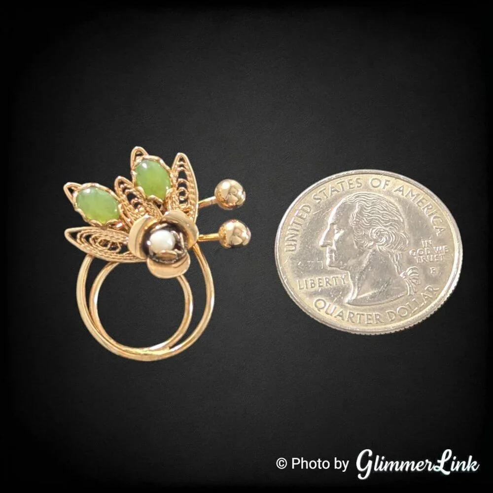 Vintage Gold Tone Bee Brooch Green Glass Wings Faux Pearl Open Circle Pin